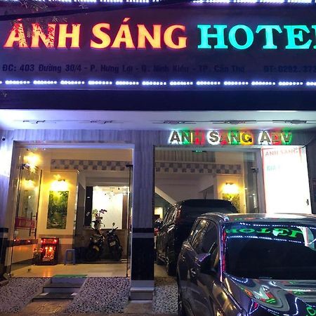 Готель Khach San Anh Sang Кантхо Екстер'єр фото